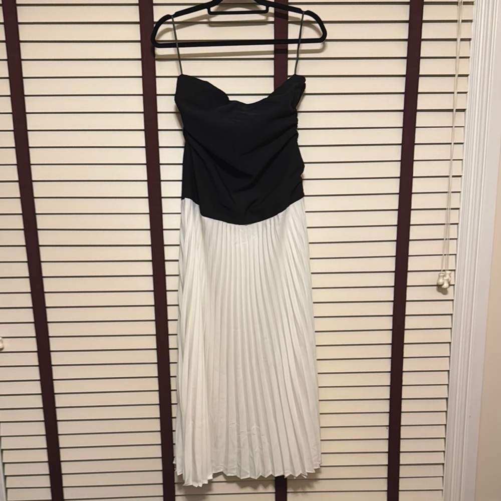 Elegant Crimmense Strapless Black and White Dress - Size Large